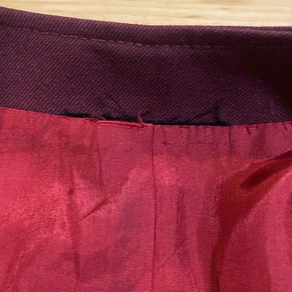 Vintage Burgundy Blazer - Picture 9 of 10